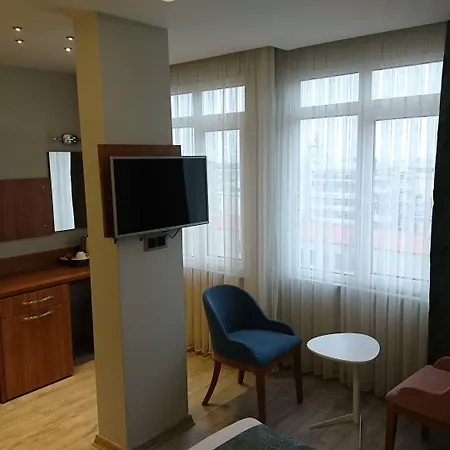 Nur Oda ve Kahvaltı Trabzon