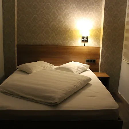 Nur Bed and breakfast