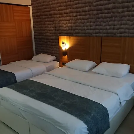 Bed and breakfast Nur 2*