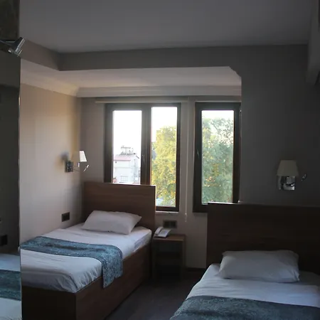 Nur Bed & Breakfast