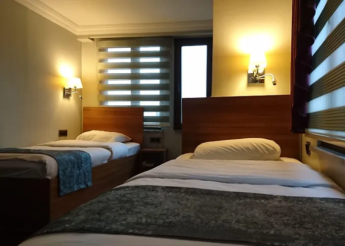 Nur Bed & Breakfast 2*